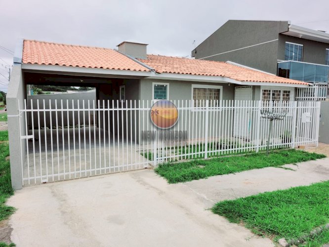 CASA em SÃO JOSÉ DOS PINHAIS - PR, no bairro Afonso Pena 